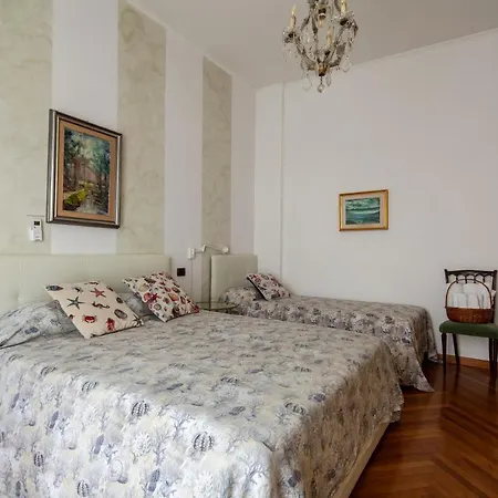 アパート Holidays ラ・スペツィア