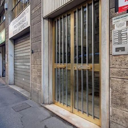 Holidays アパート ラ・スペツィア