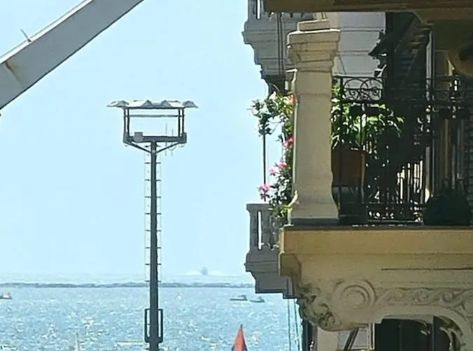 Holidays Апартаменты