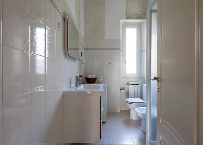 Holidays Специя