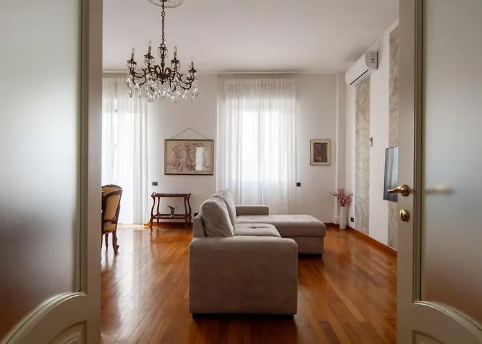 Holidays Апартаменты Специя